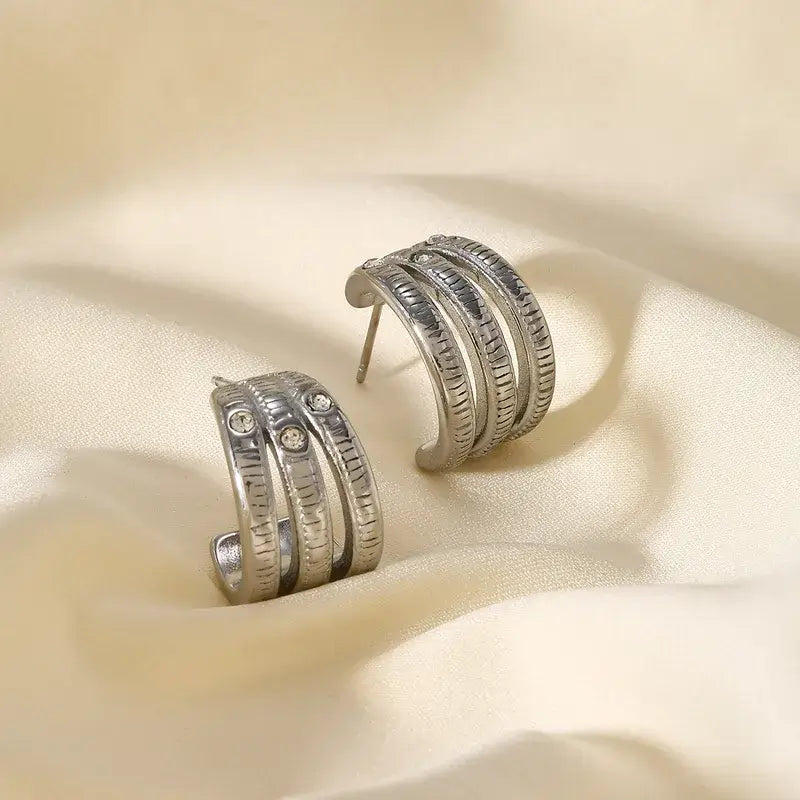 Glimeris Earrings