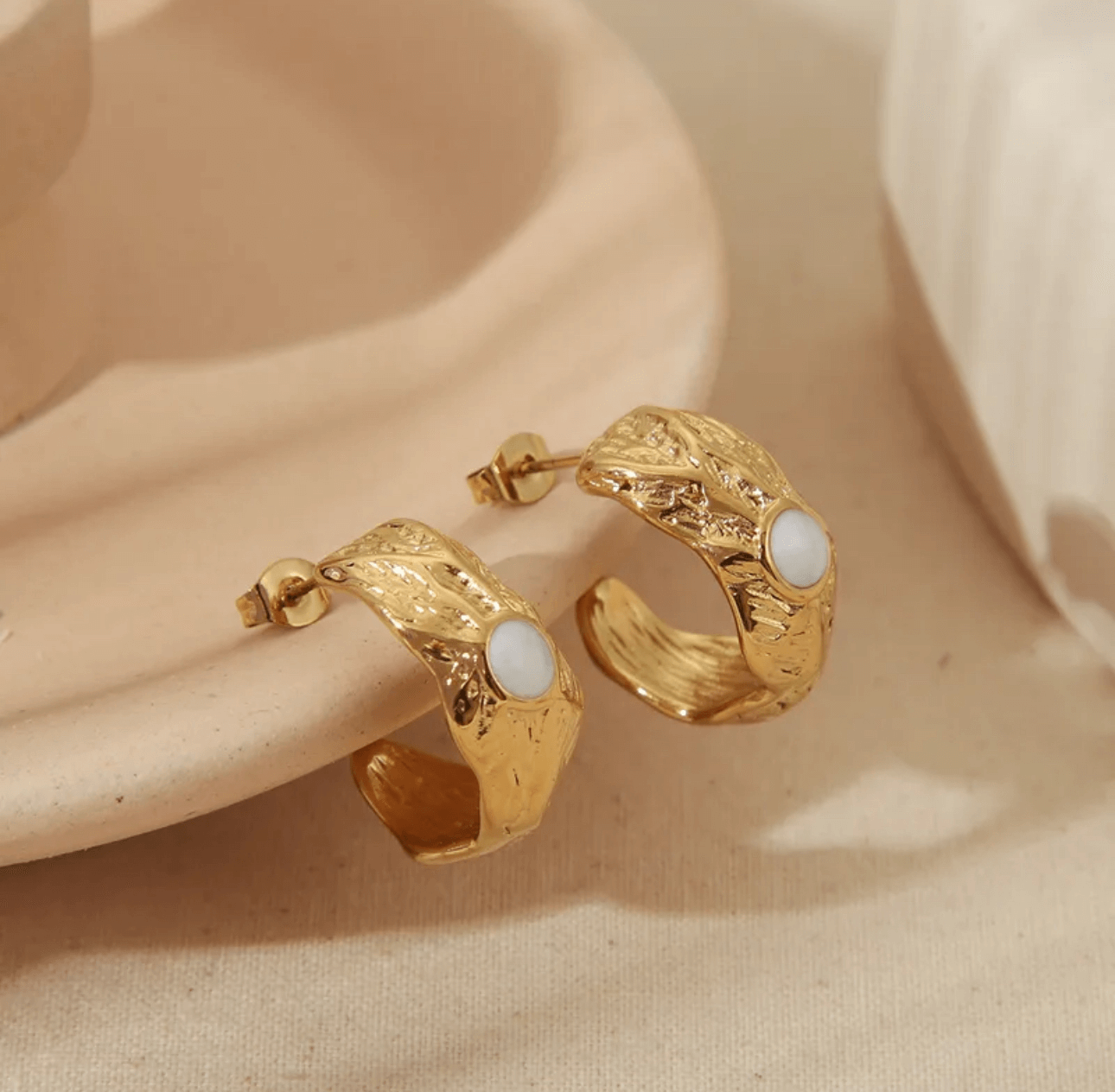Vesta Aurum Earring
