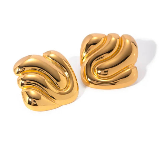 Fluctus Aurum Earrings.